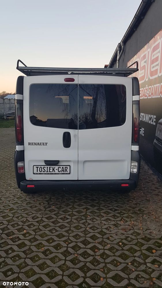 Renault Trafic - 18