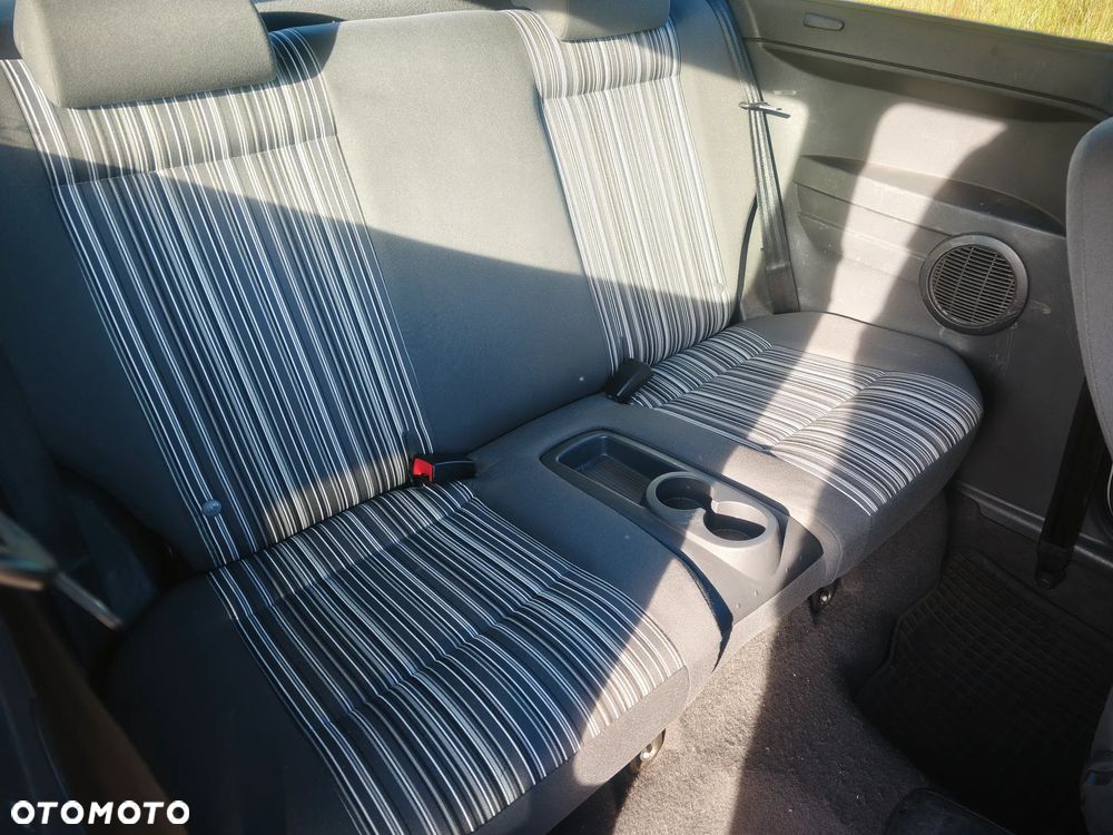 Volkswagen Fox 1.2 - 7
