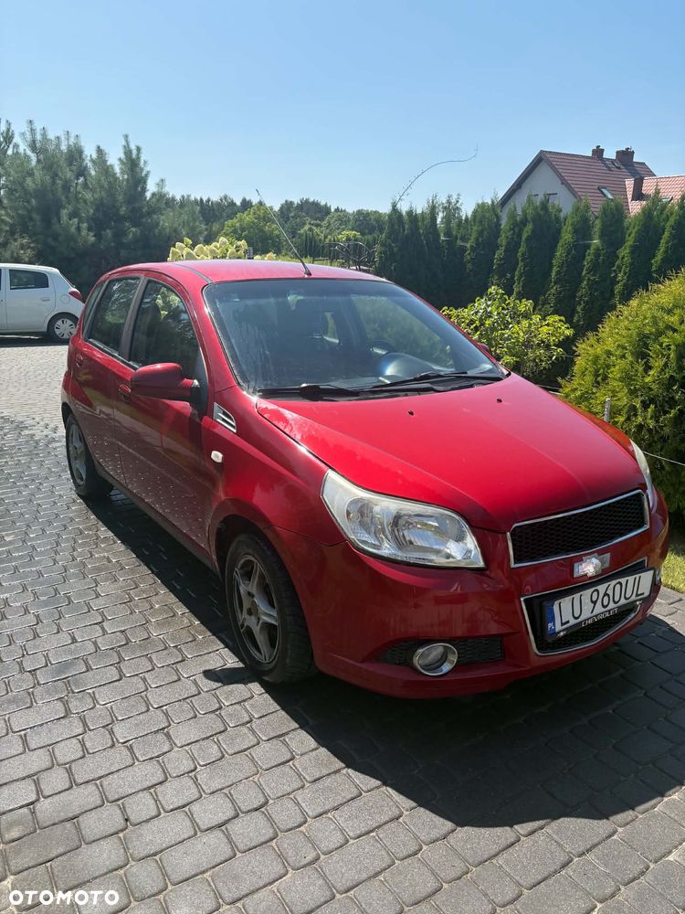 Chevrolet Aveo 1.2 16V Base - 4