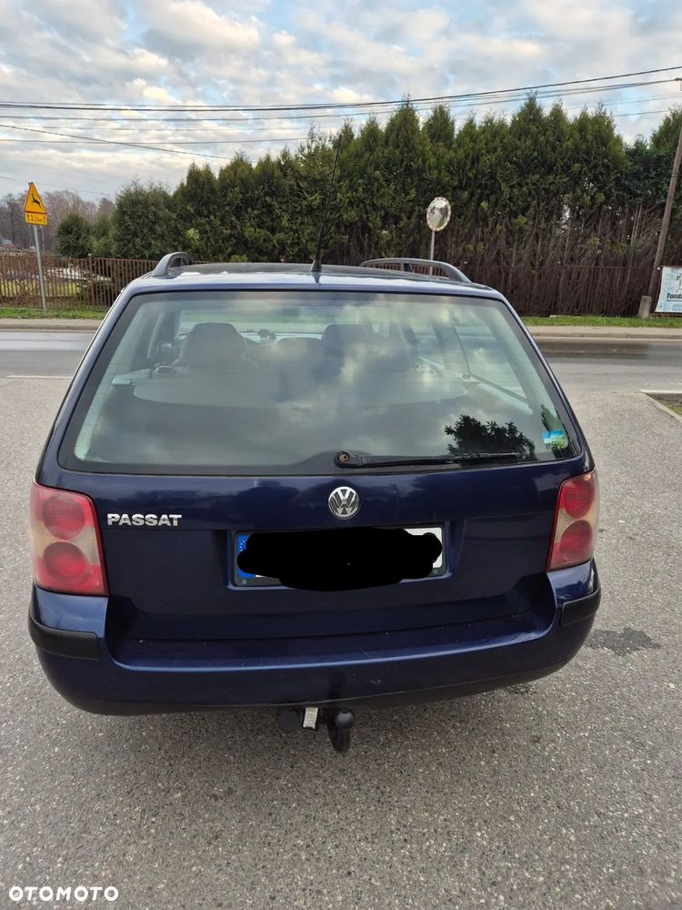 Volkswagen Passat 1.6 Comfortline - 6