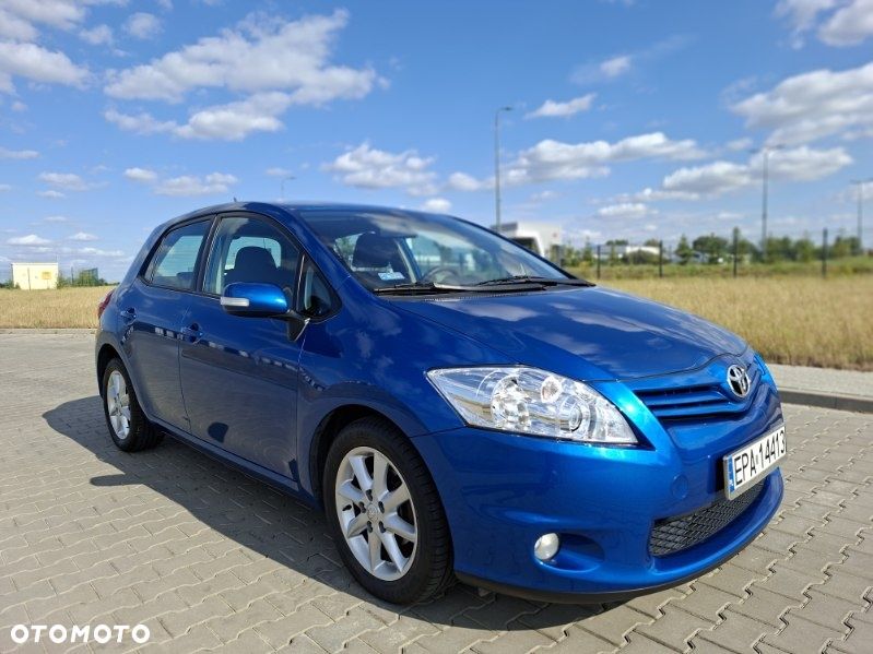 Toyota Auris - 2