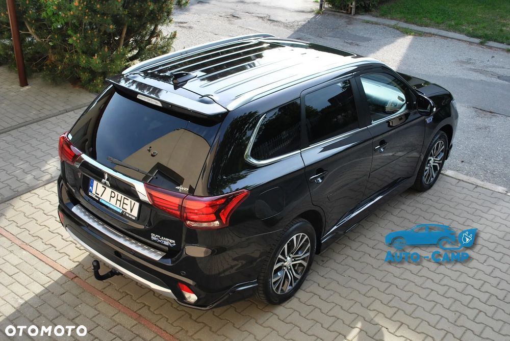 Mitsubishi Outlander Instyle NAVI + - 37