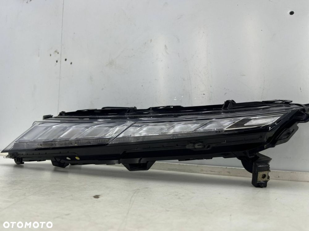 Lampa reflektor Mitsubishi Eclipse Cross LIFT 20r. LEWA przednia górna LED lewy przód edm92205010 - 12