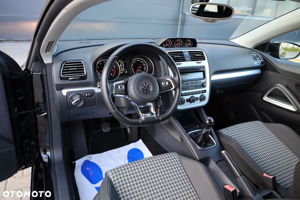 Volkswagen Scirocco 1.4 TSI BMT Perfectline - 27