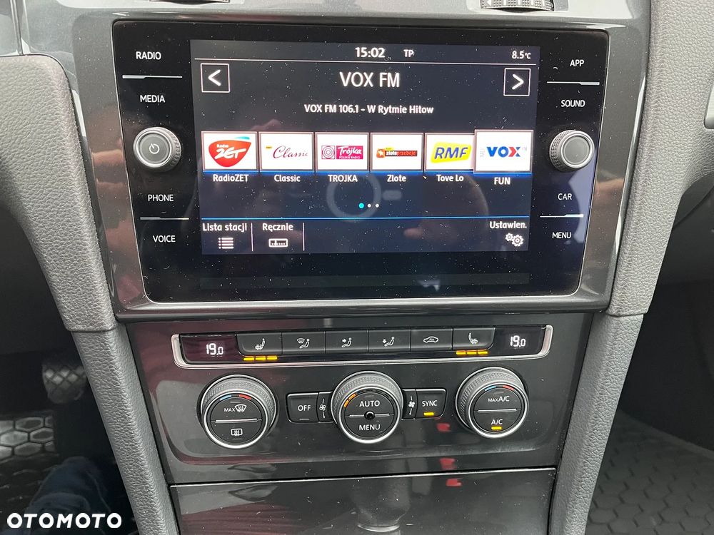 Volkswagen Golf 1.6 TDI BMT Comfortline - 22