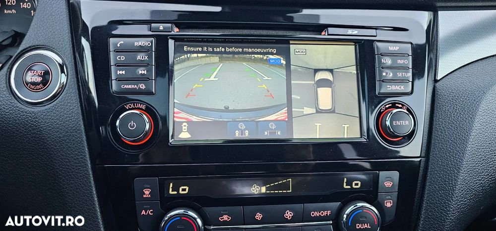 Nissan Qashqai 1.6 DCI Xtronic TEKNA+ - 36