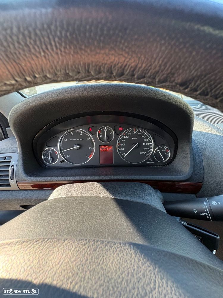 Peugeot 407 3.0 V6 Griffe - 12