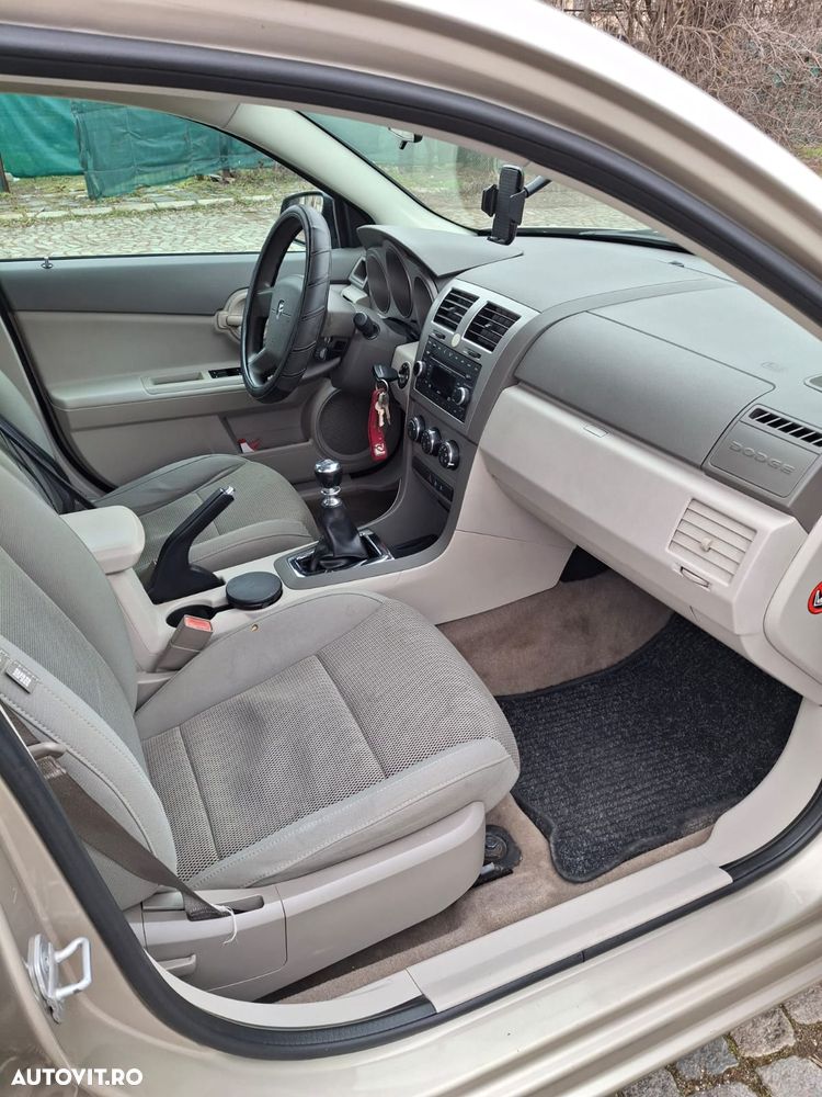 Dodge Avenger 2.0L CRD SXT - 2