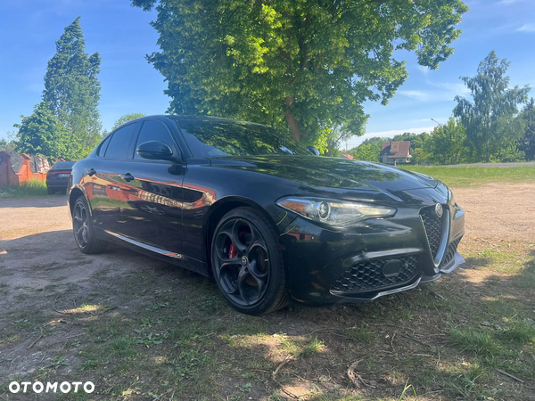 Alfa Romeo Giulia 2.0 Turbo 16V AT8-Q4 Veloce Ti