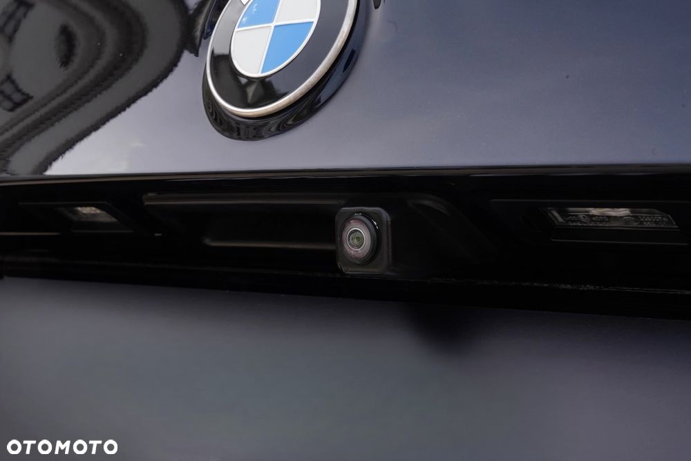 BMW Seria 5 520d M Sport - 22