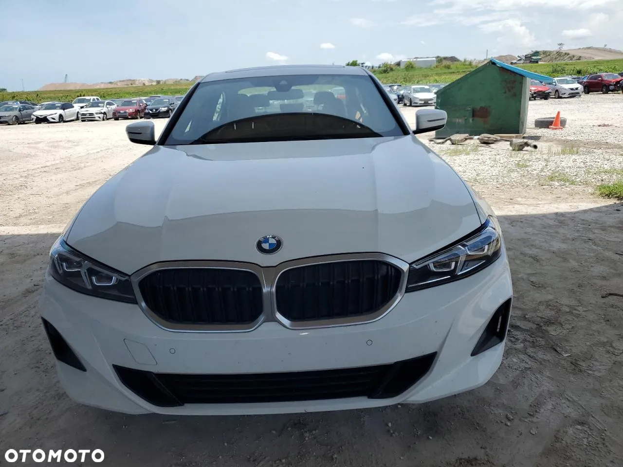 BMW Seria 3 330i - 5