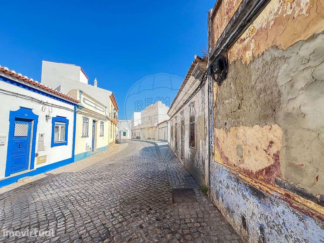 Moradia T1 para venda - Grande imagem: 2/24