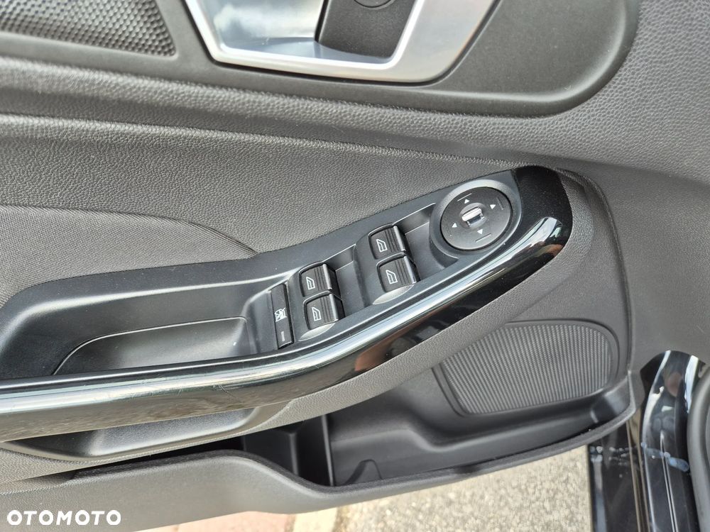 Ford Fiesta 1.25 Titanium EU5 - 30