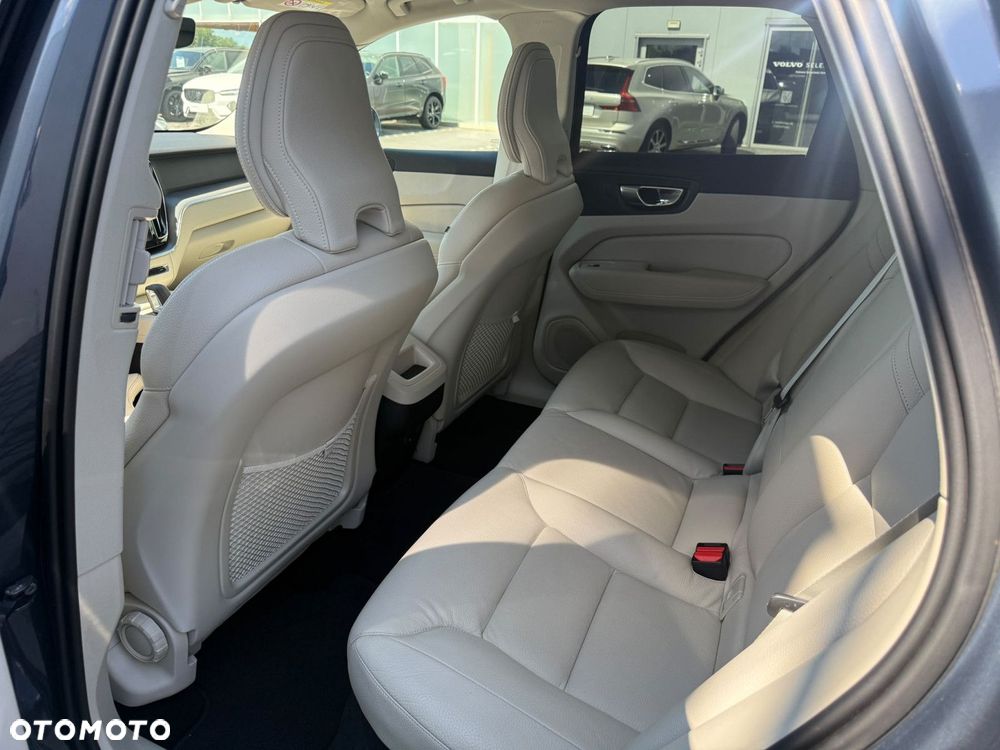 Volvo XC 60 - 14