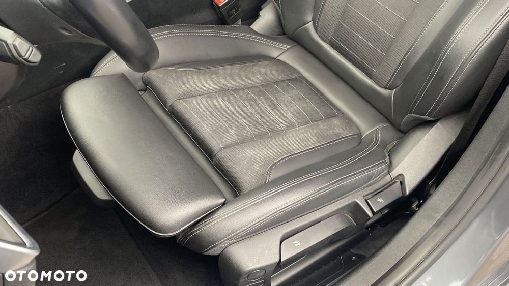 BMW Seria 3 318d Sport Line - 18