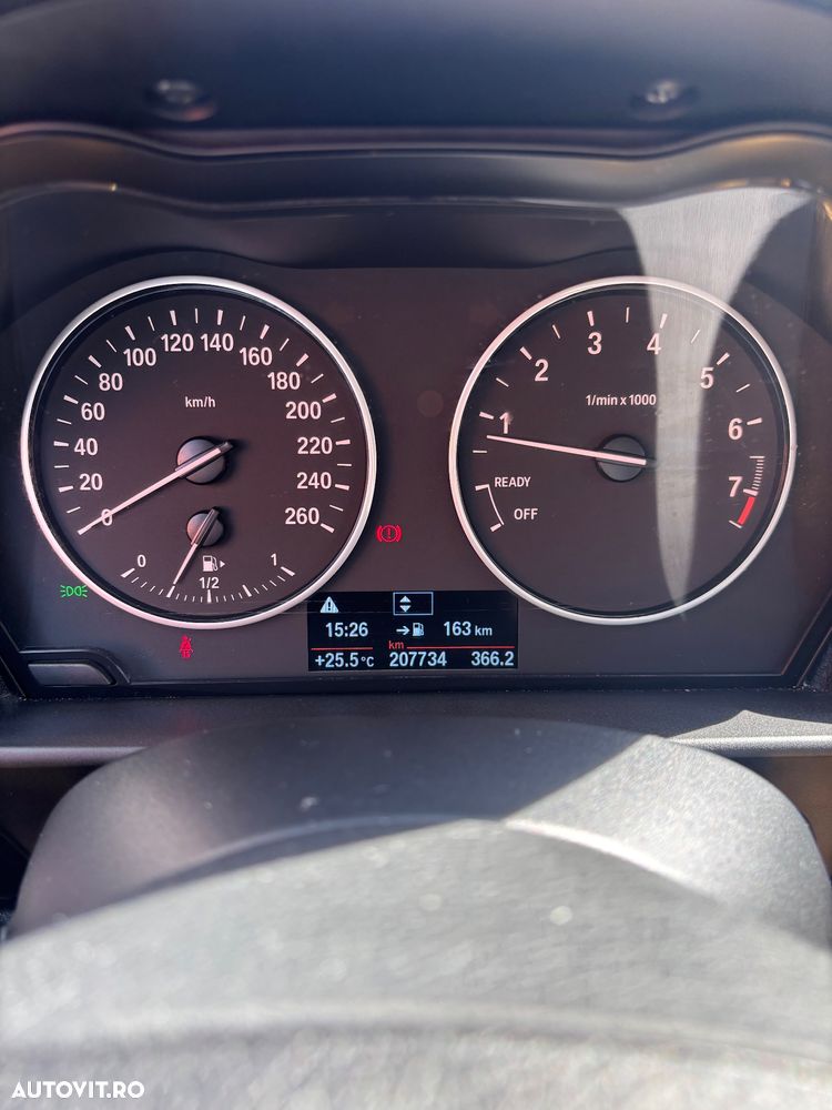 BMW Seria 1 116i - 30