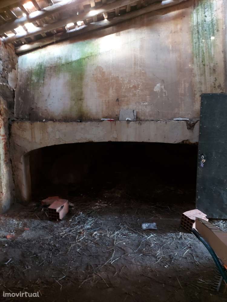 Moradia Isolada T4 (em ruinas) - Pedrogão do Alentejo - Grande imagem: 5/17