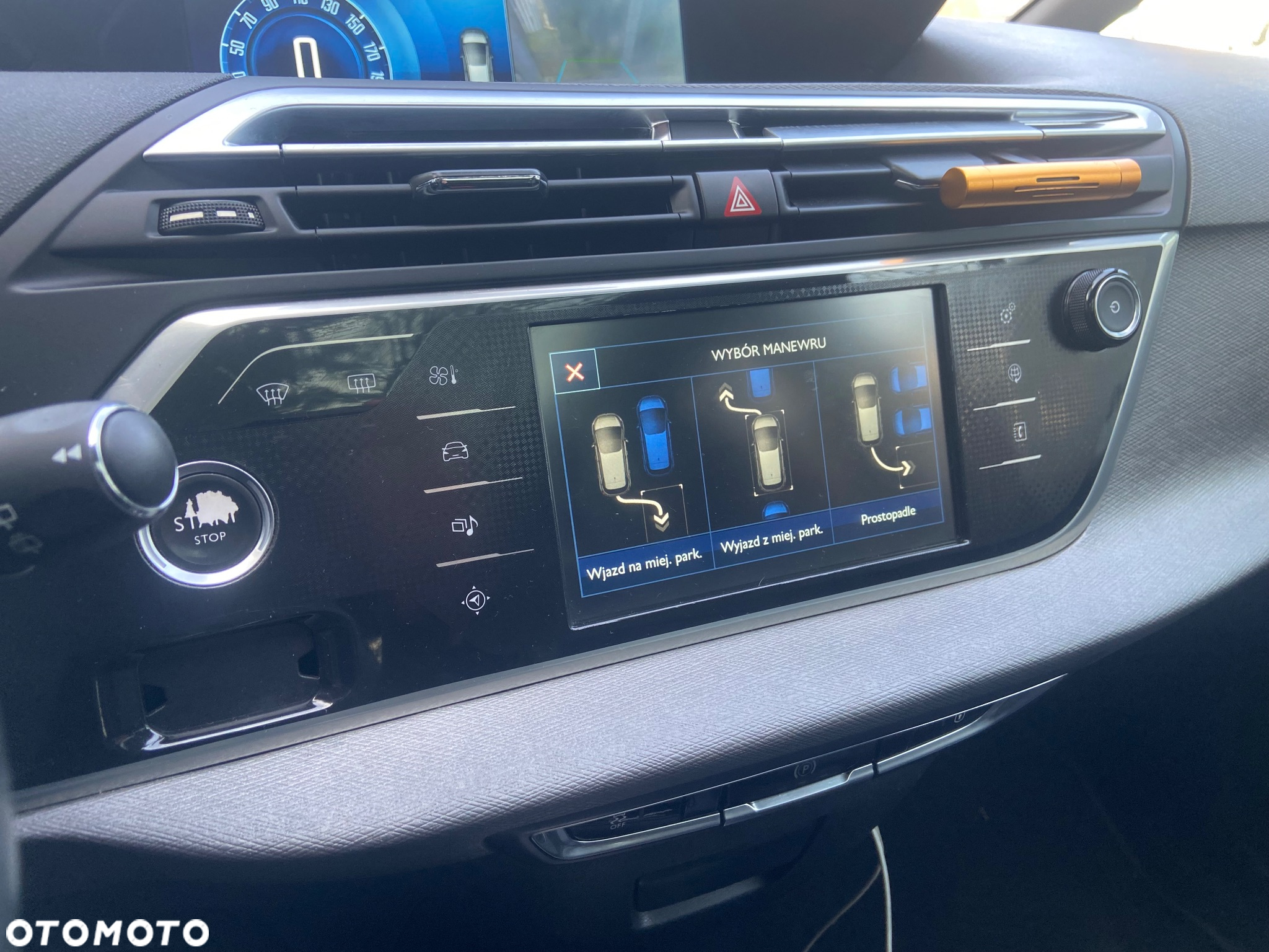 Citroën C4 Picasso e-HDi 115 ETG6 Exclusive - 24