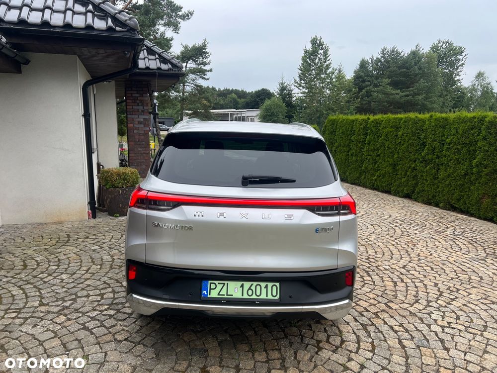 Maxus Euniq 6 - 17