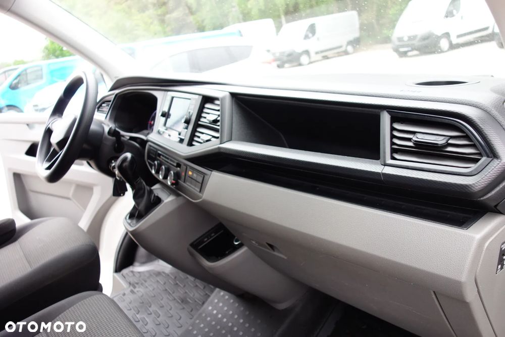 Volkswagen Transporter T6 Automat  2.0 TDI 150 KM L1H1 Klima Webasto - 25