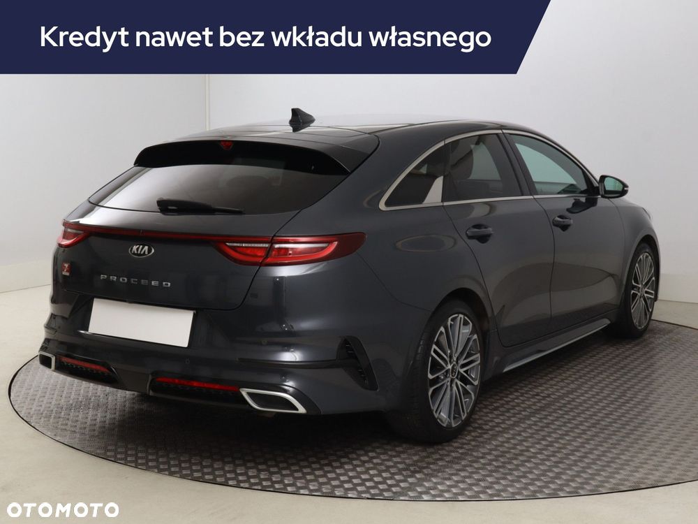 Kia ProCeed - 6