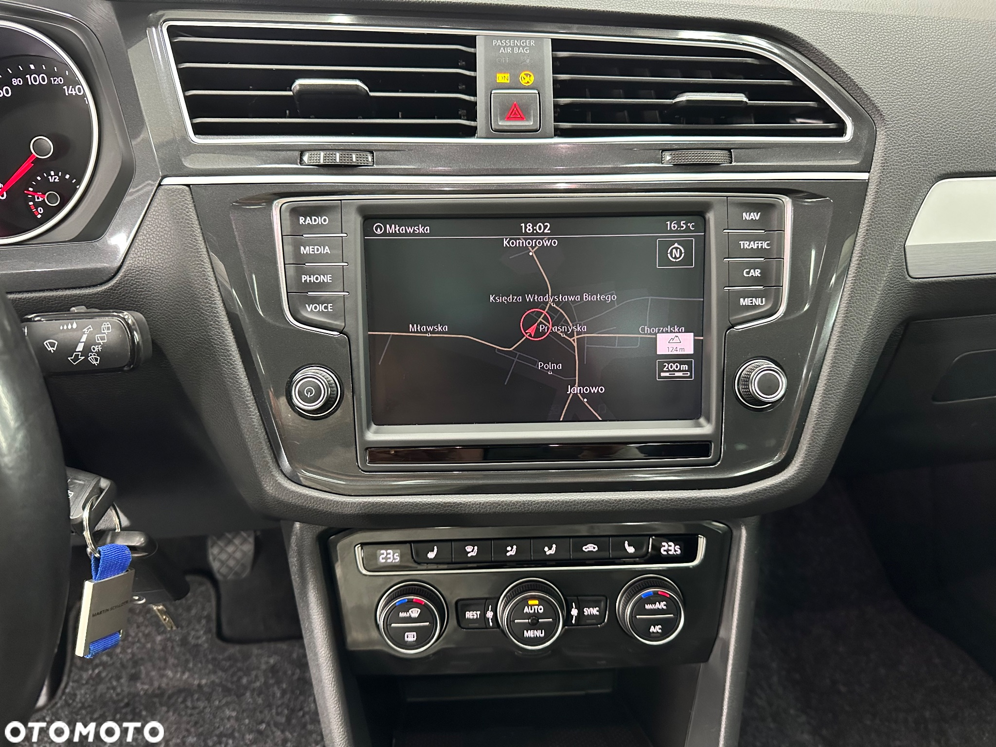 Volkswagen Tiguan - 18