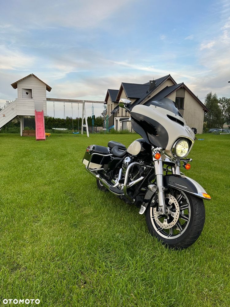 Harley-Davidson FLHT Electra Glide Standard - 3