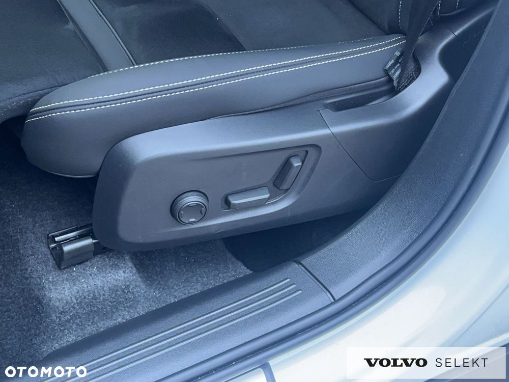 Volvo XC 40 - 14