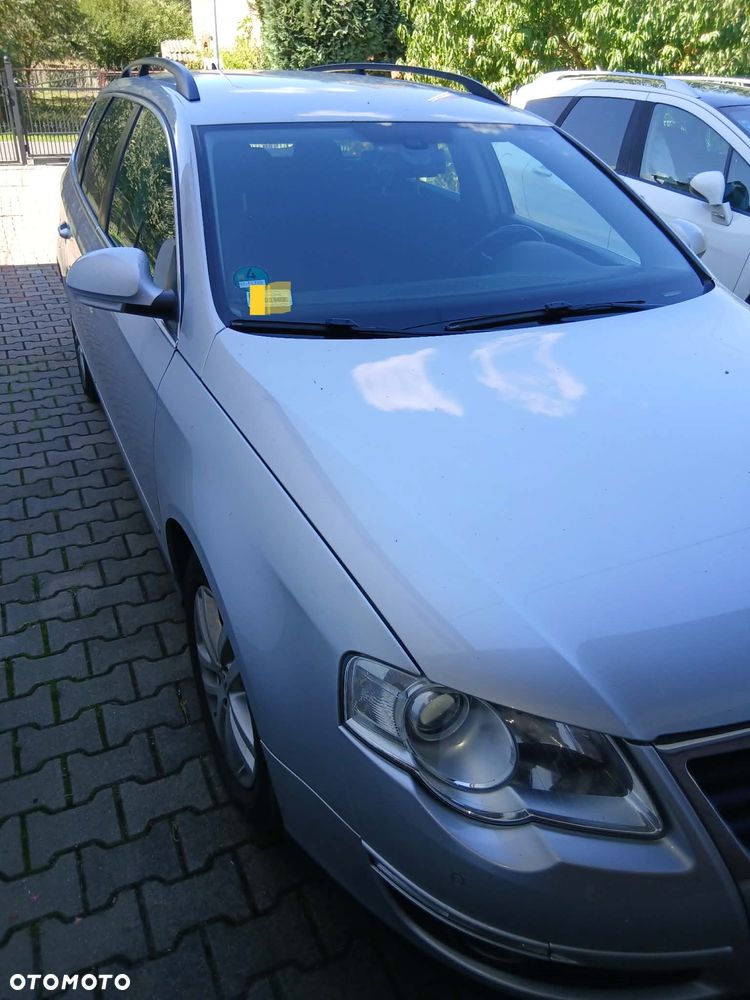 Volkswagen Passat 2.0 TDI Comfortline - 4