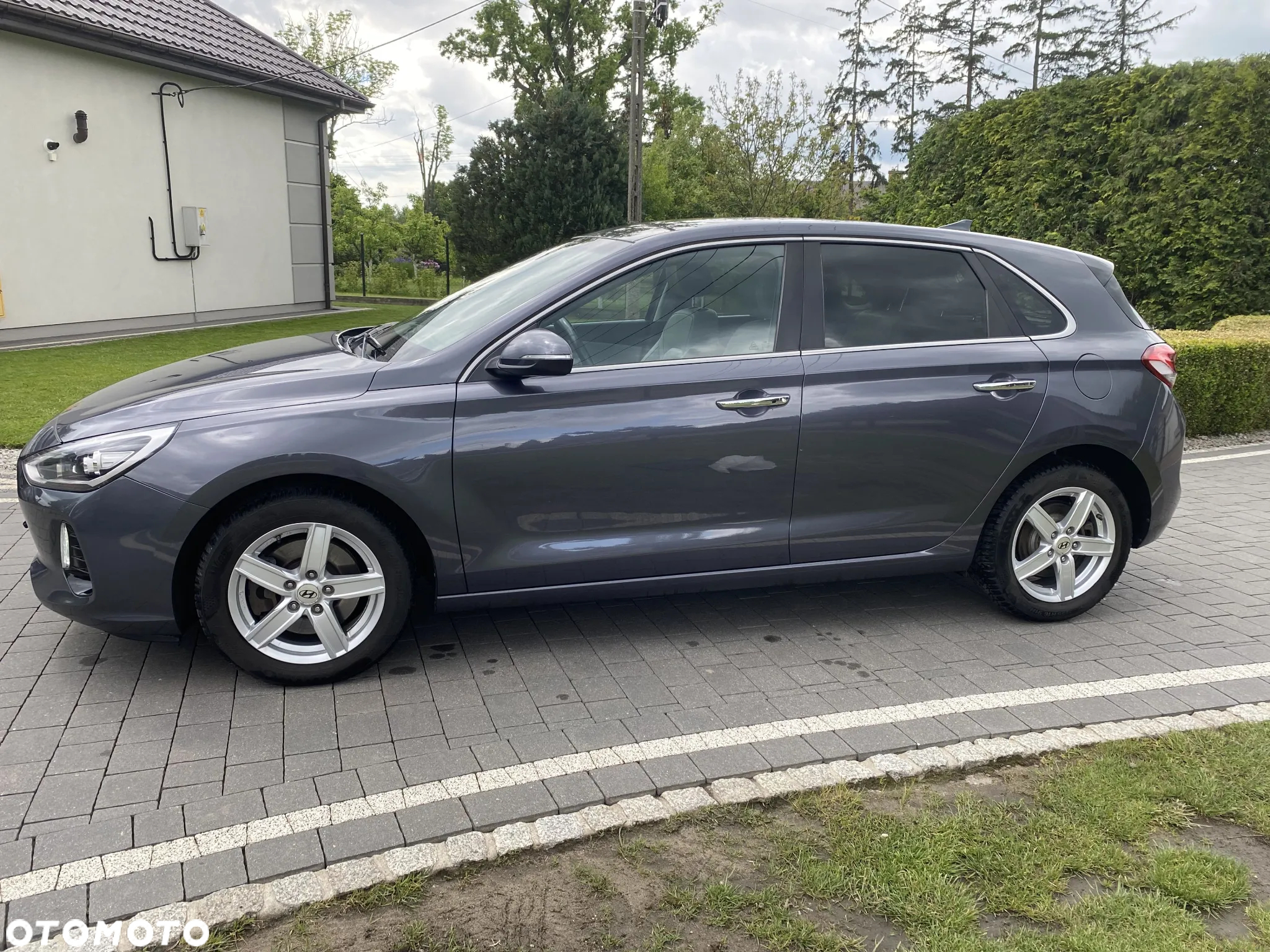 Hyundai i30 1.6 D Premium DCT - 3