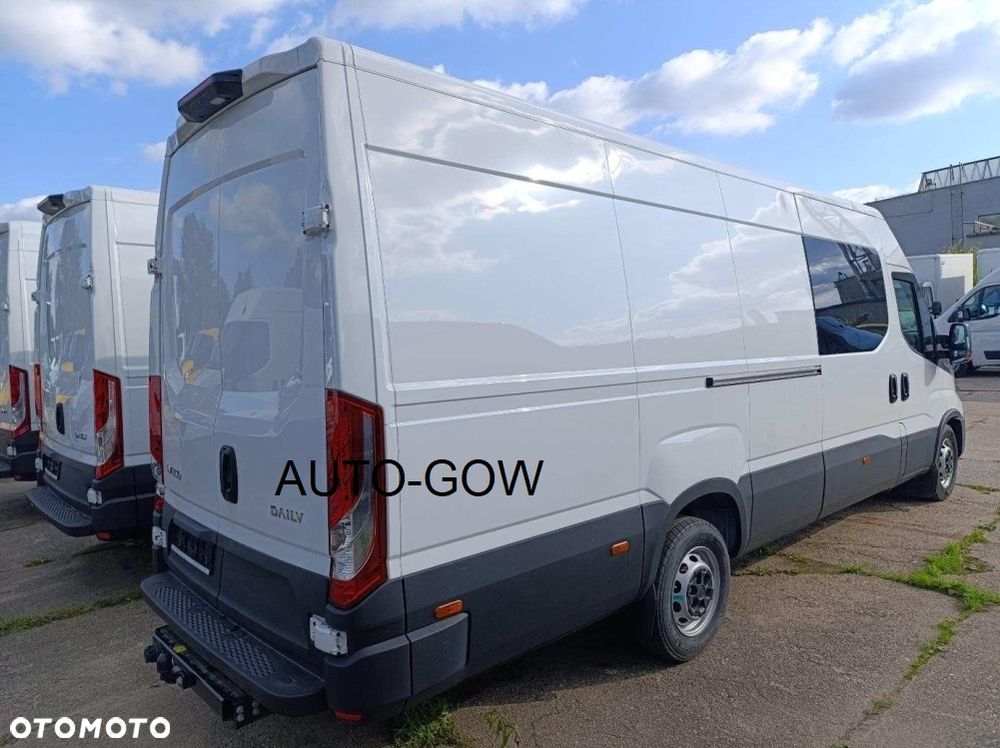 Iveco Nowy Daily L3H2/L4H2 brygadówka OD RĘKI - 2