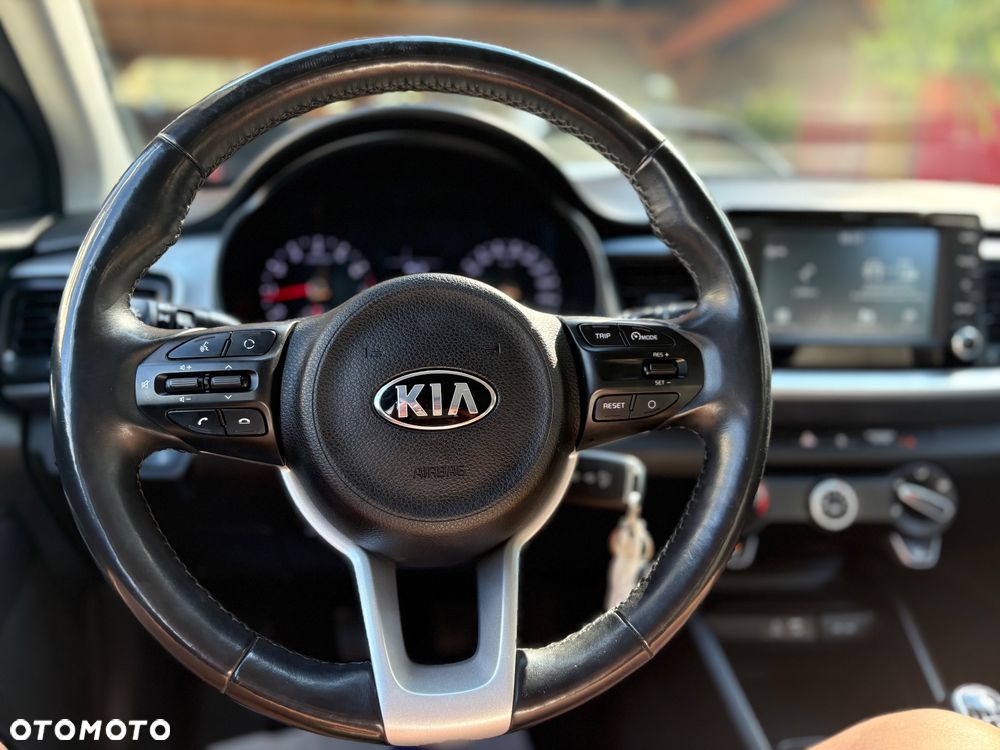 Kia Stonic - 28