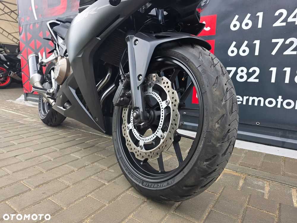 Honda CBR - 27