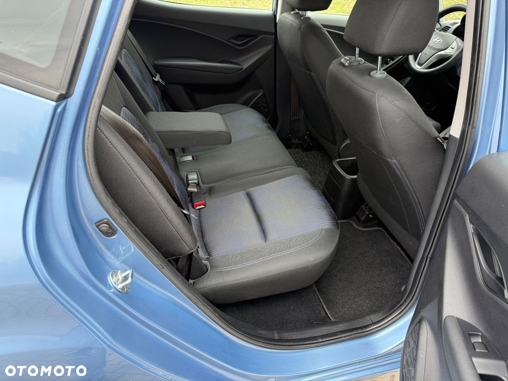 Hyundai ix20 - 12