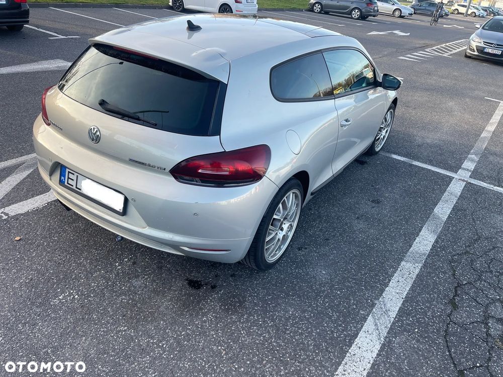 Volkswagen Scirocco 2.0 TDI Blue Motion Technologie - 3