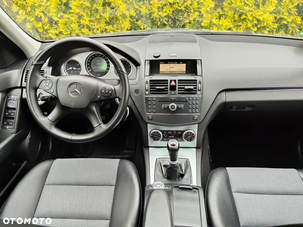 Mercedes-Benz Klasa C 200 Avantgarde Edition - 6