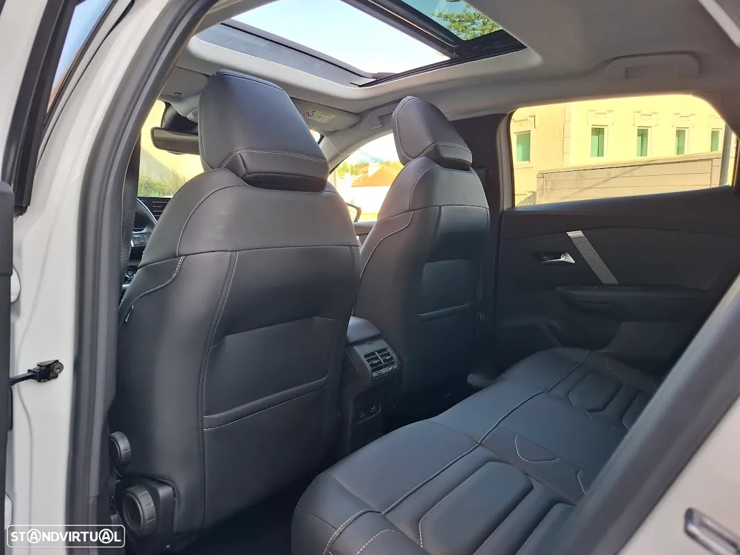 Citroën C4 PureTech 130 Stop&Start EAT8 SHINE - 33