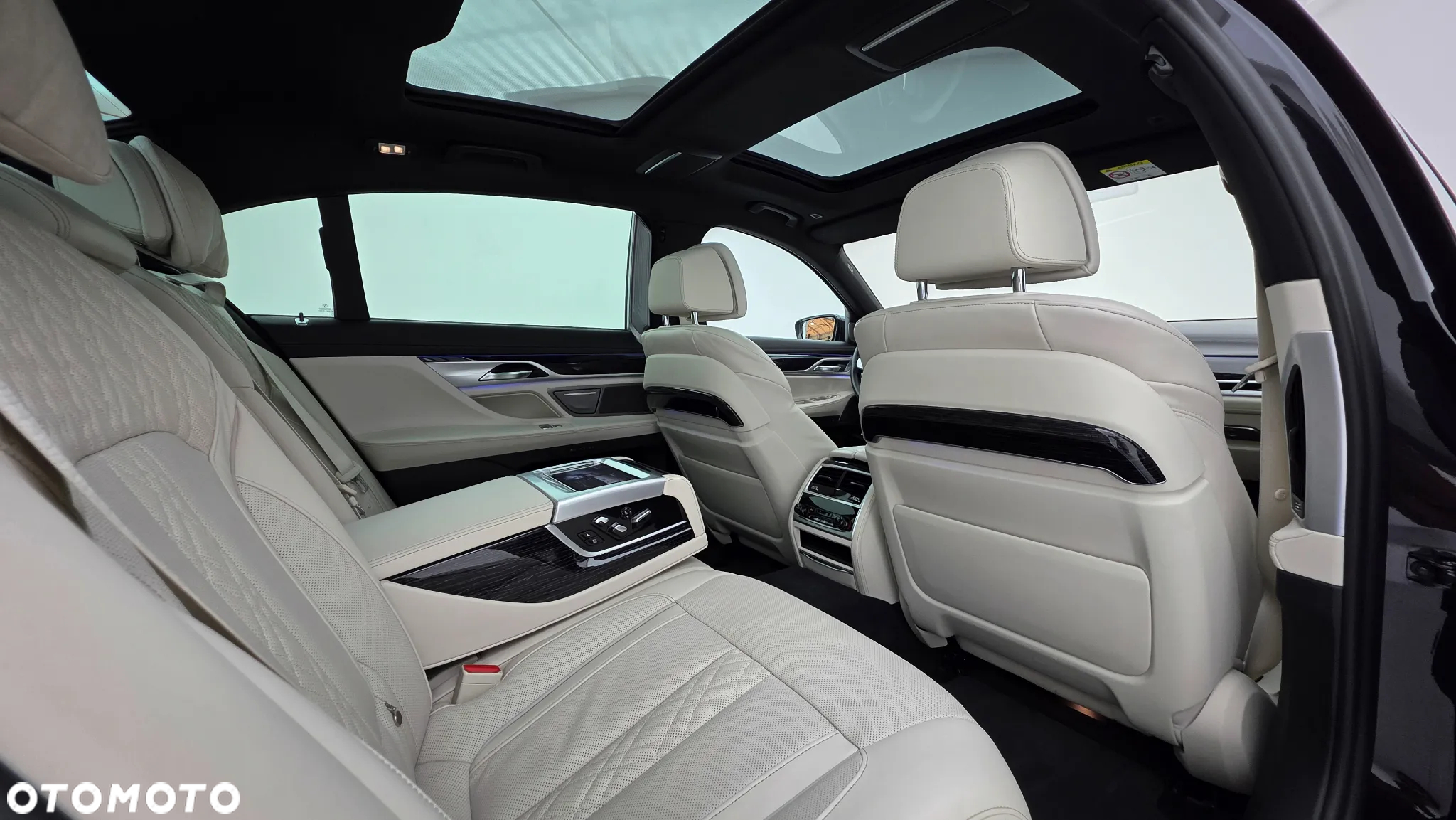 BMW Seria 7 - 25