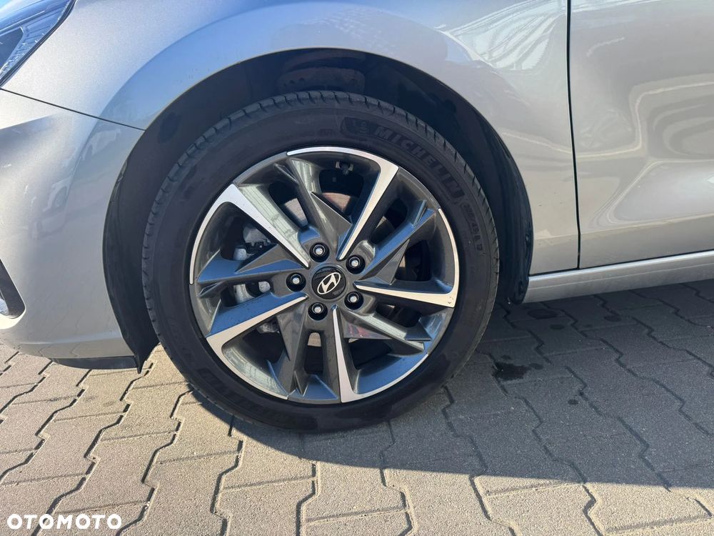 Hyundai i30 1.5 T-GDI 48V Smart DCT - 28