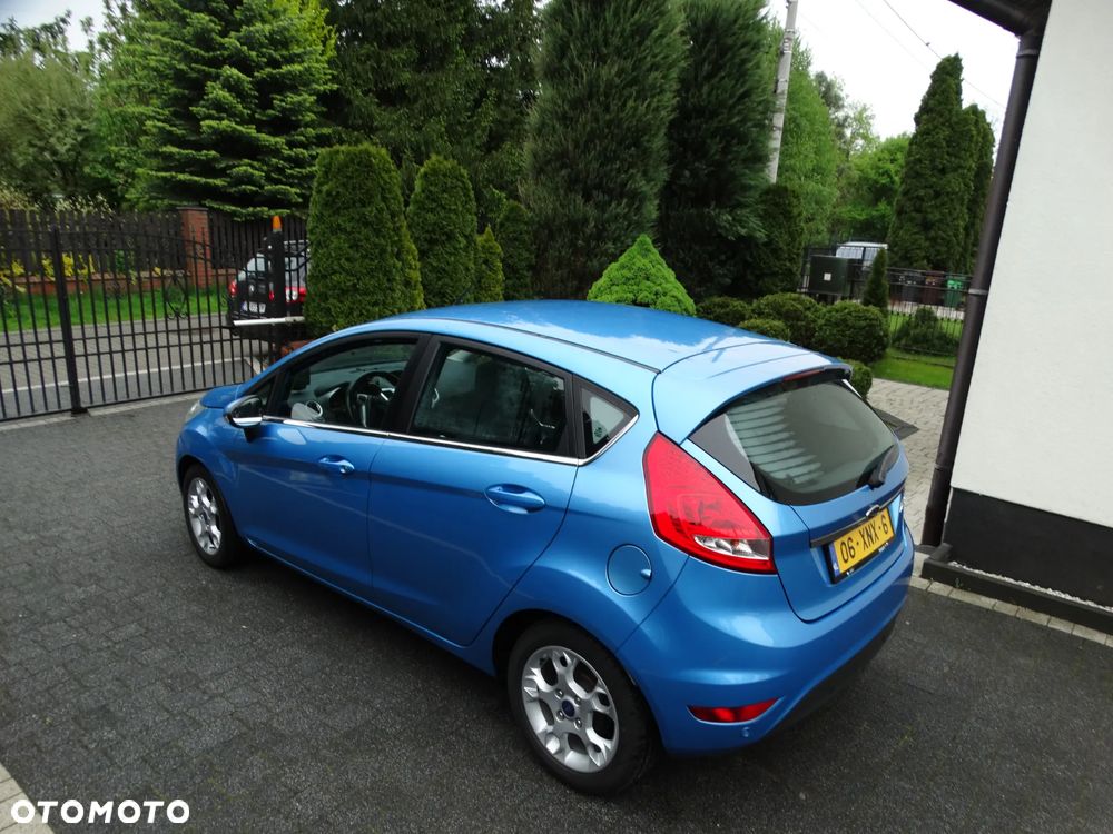 Ford Fiesta - 11