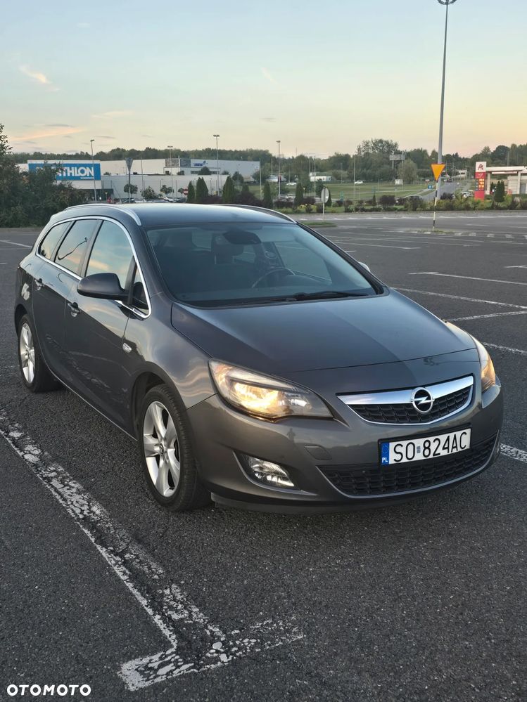 Opel Astra 1.4 T Cosmo - 1