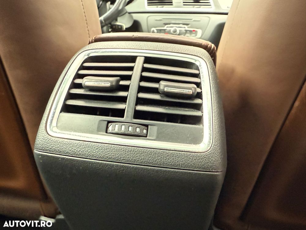 Audi Q3 2.0 TDI Quattro S tronic - 32