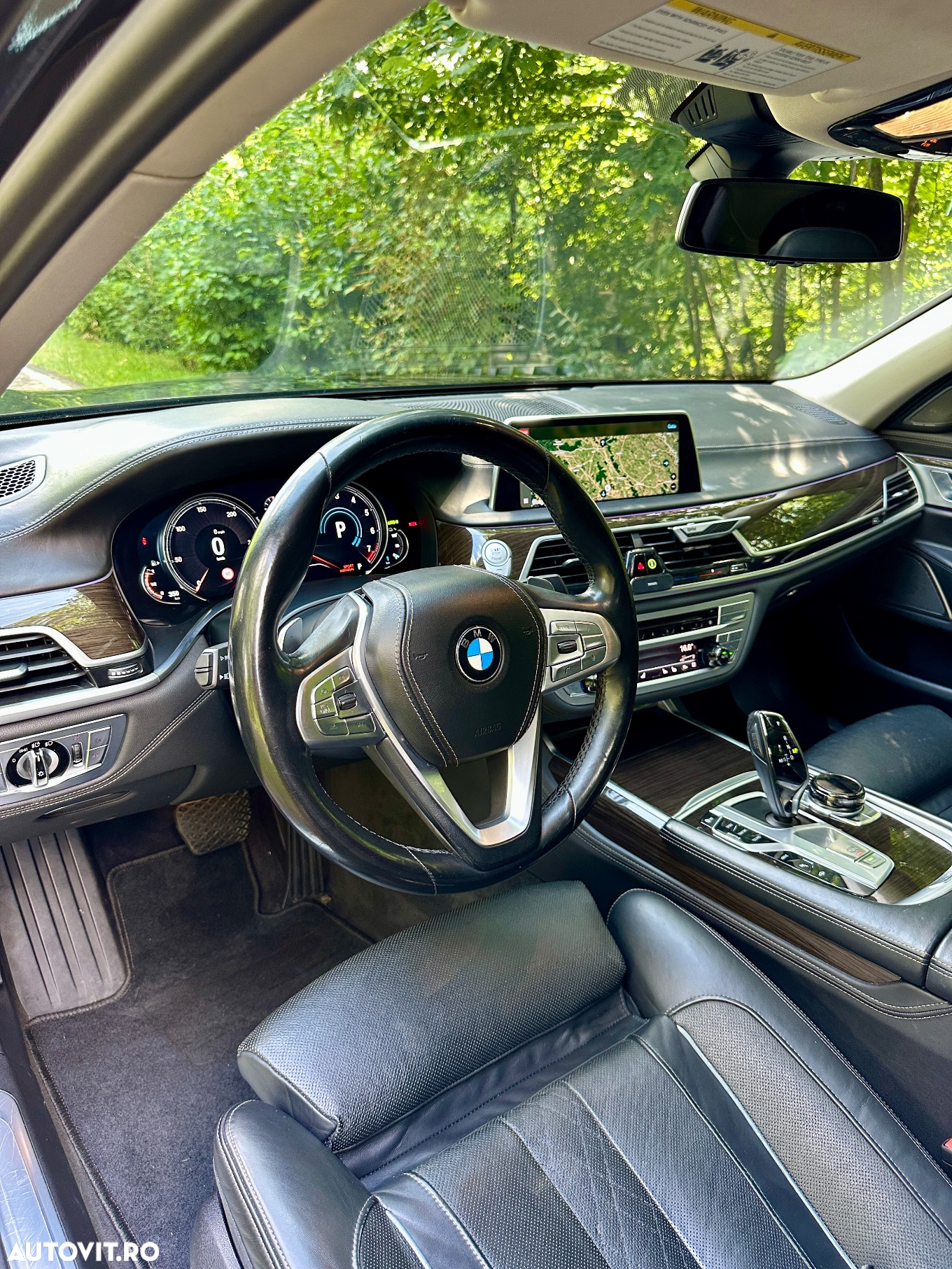 BMW Seria 7 - 28