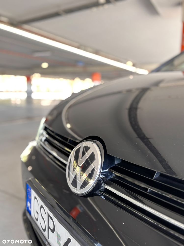 Volkswagen Golf - 5
