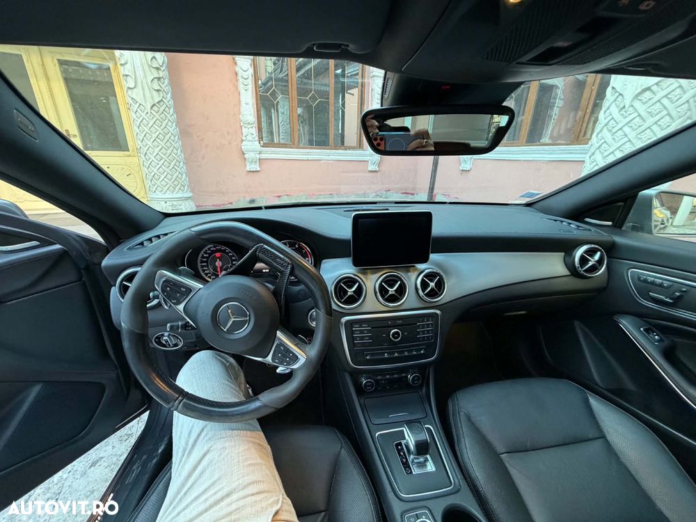 Mercedes-Benz CLA 45 AMG 4MATIC 7G-DCT Edition 1 - 4