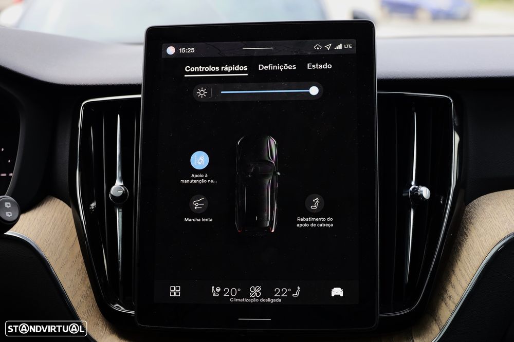 Volvo XC 60 2.0 T6 PHEV Plus Dark AWD - 24