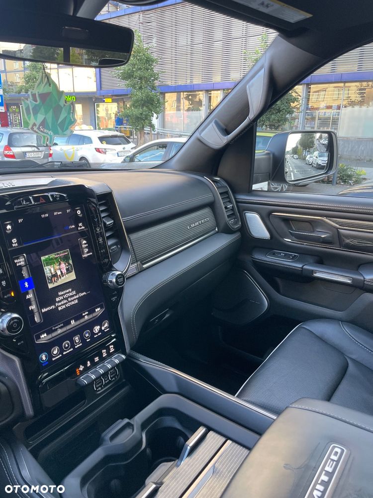 RAM 1500 5.7 Crew Cab Limited - 28