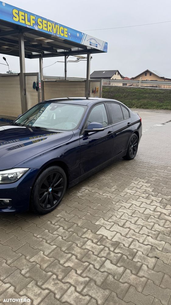 BMW Seria 3 318d - 3