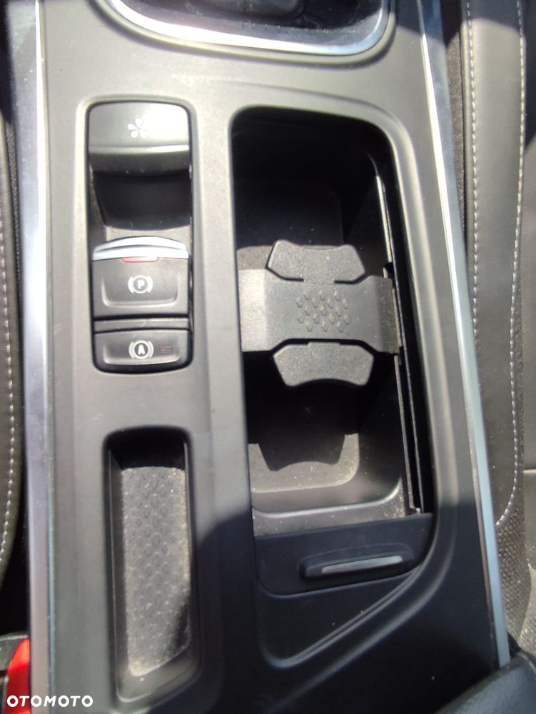 Renault Megane 1.6 E-TECH Plug-In Intens - 29