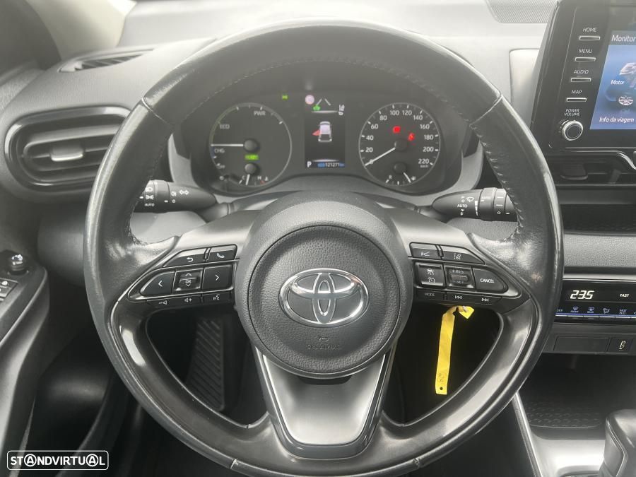 Toyota Yaris 1.5 HDF Comfort Plus - 22